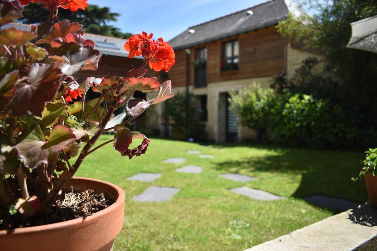 Madeleine Et Cie Bed & Breakfast Angers Exterior photo